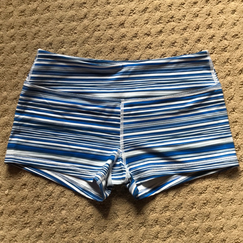 Savage L workout shorts